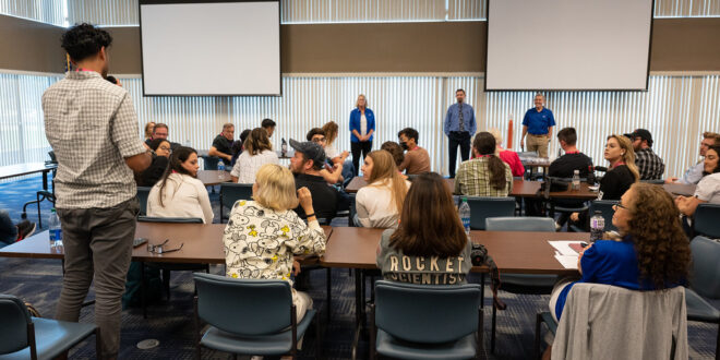 Artemis I NASA Social Panel Discussion (NHQ202208270017)